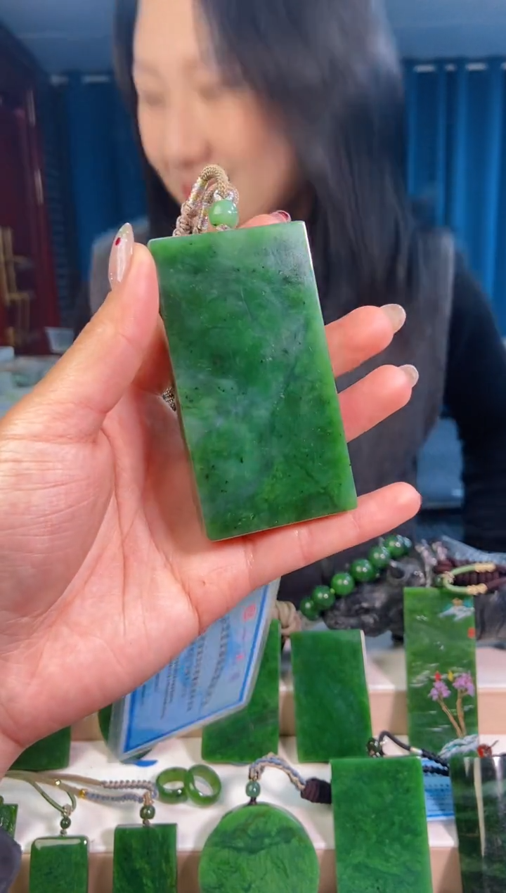 【闪购商品】和田玉挂件未镶嵌1