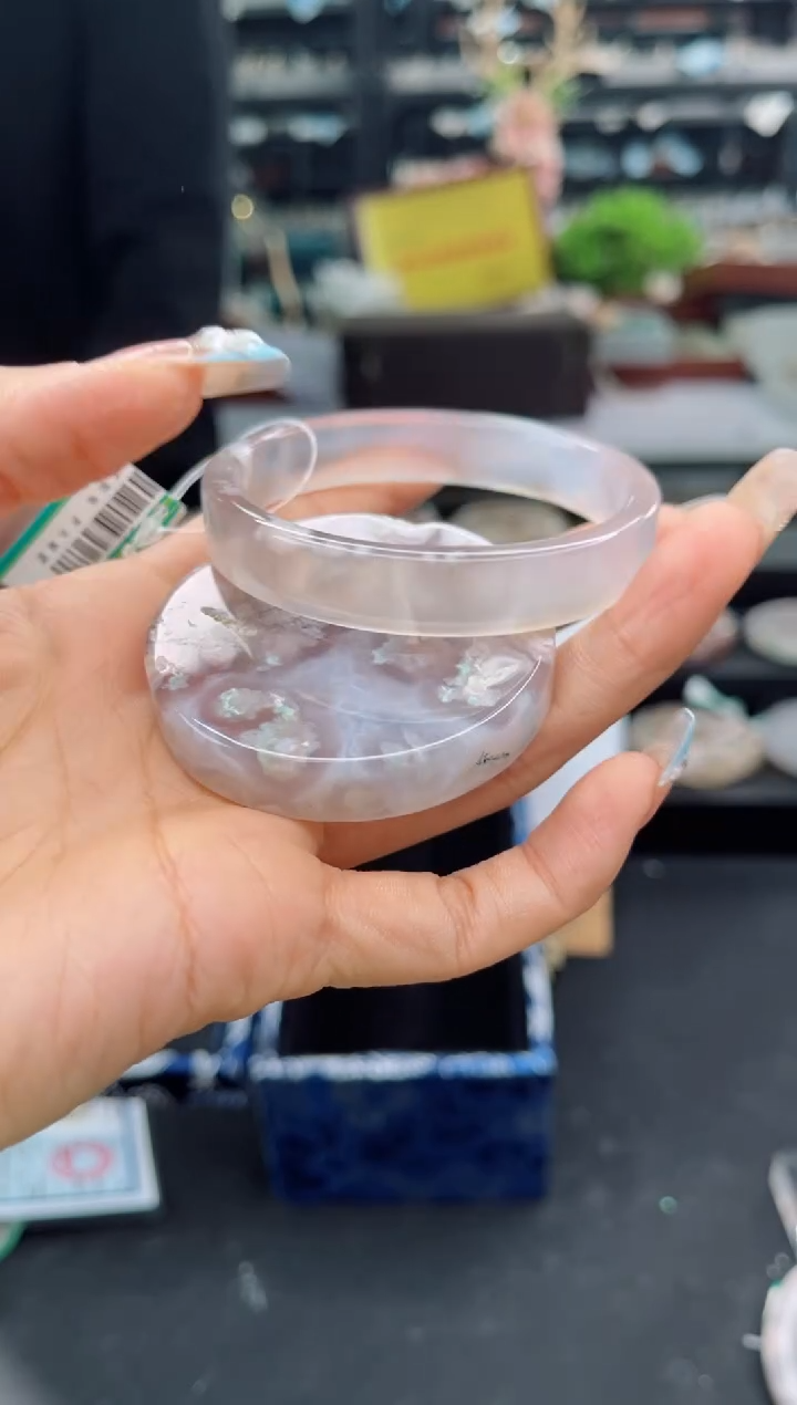 石英质玉未镶嵌手镯56圈口（赠品镯心）3330272