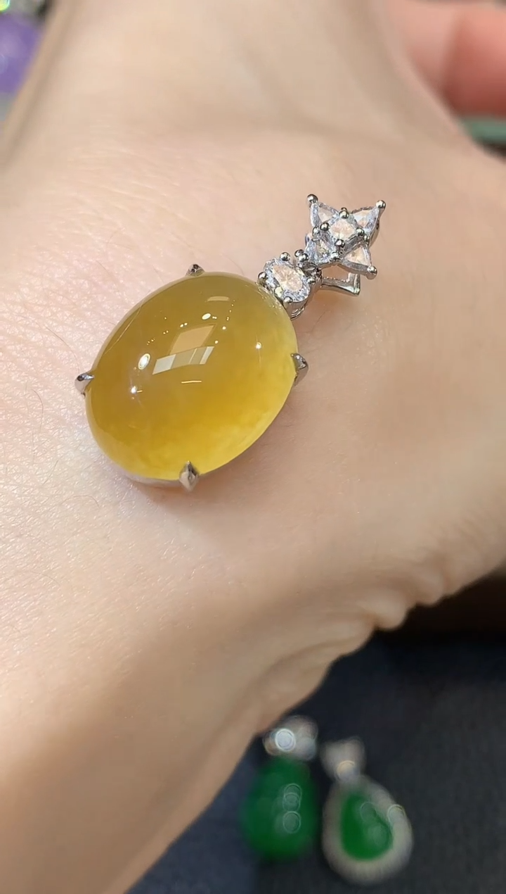 吊坠(不含链)18K金镶嵌翡翠D16