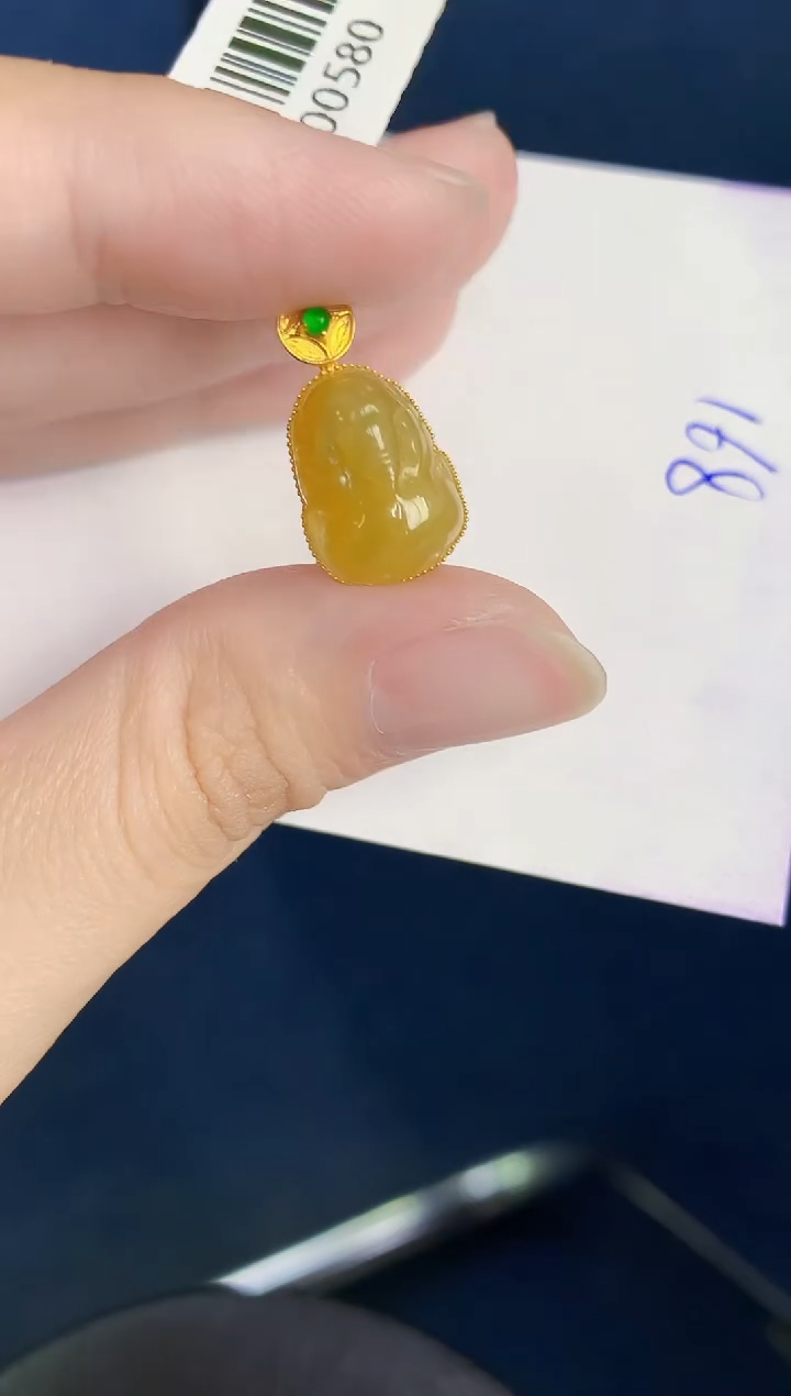 翡翠18K金镶嵌颈饰天然翡翠缅甸A货