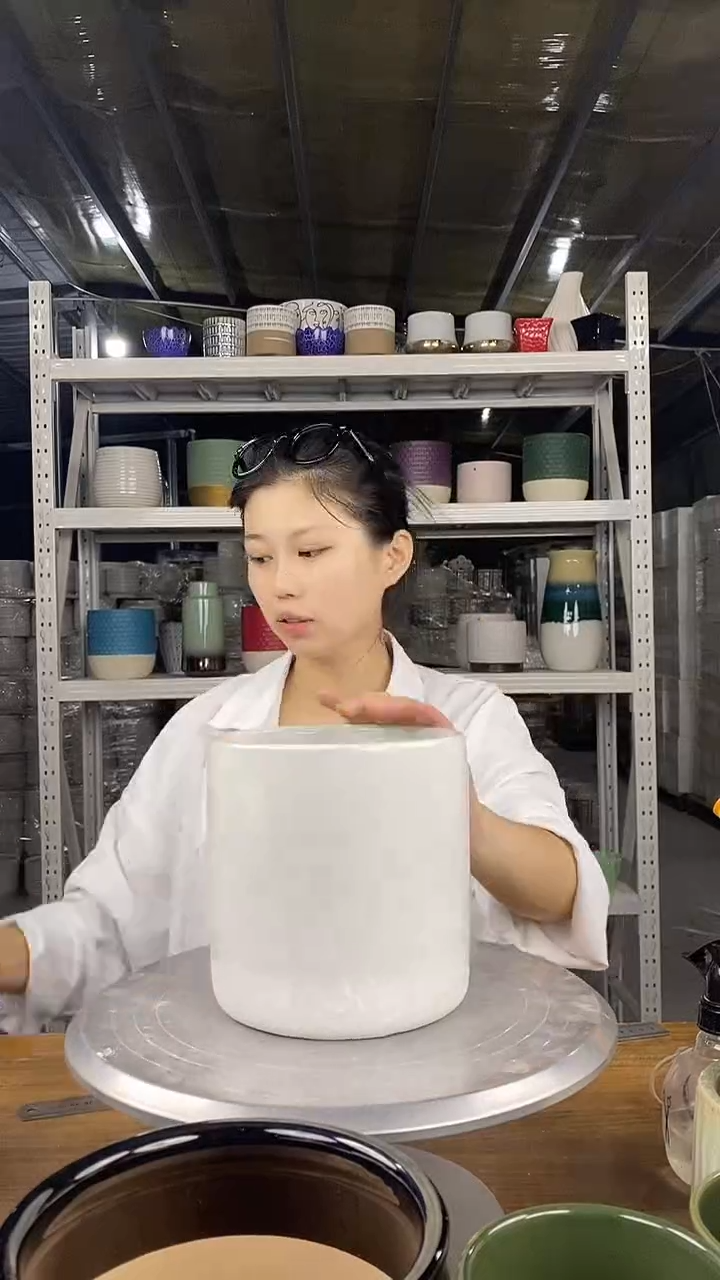 默认打孔陶瓷花盆宽高15-15