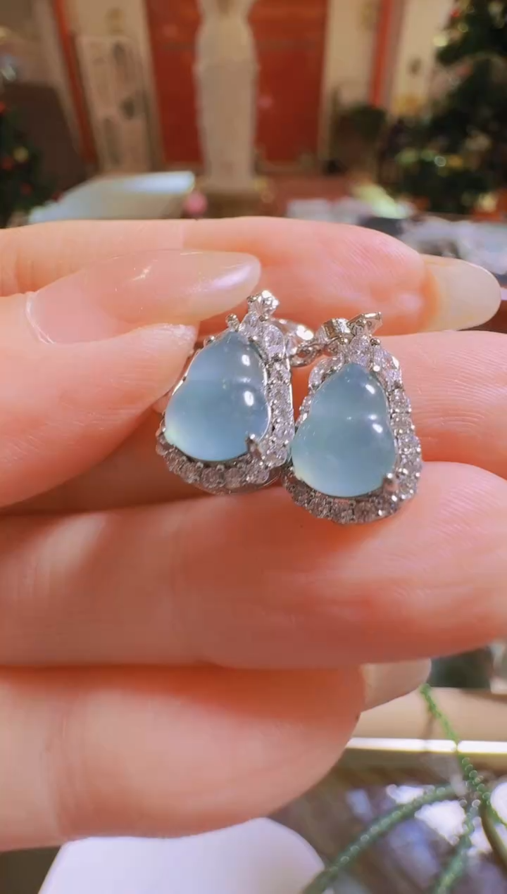 【闪购商品】翡翠吊坠(不含链)未镶嵌翡翠