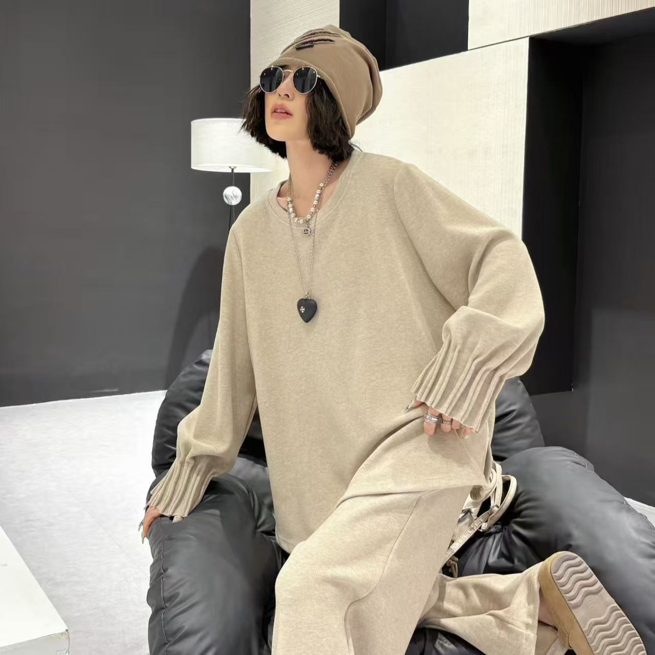 XPP特体大码圆领风琴褶灯笼袖卫衣加厚不加绒百搭中长款上衣59202