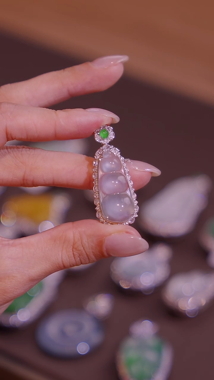 吊坠(不含链)18K金镶嵌翡翠a58