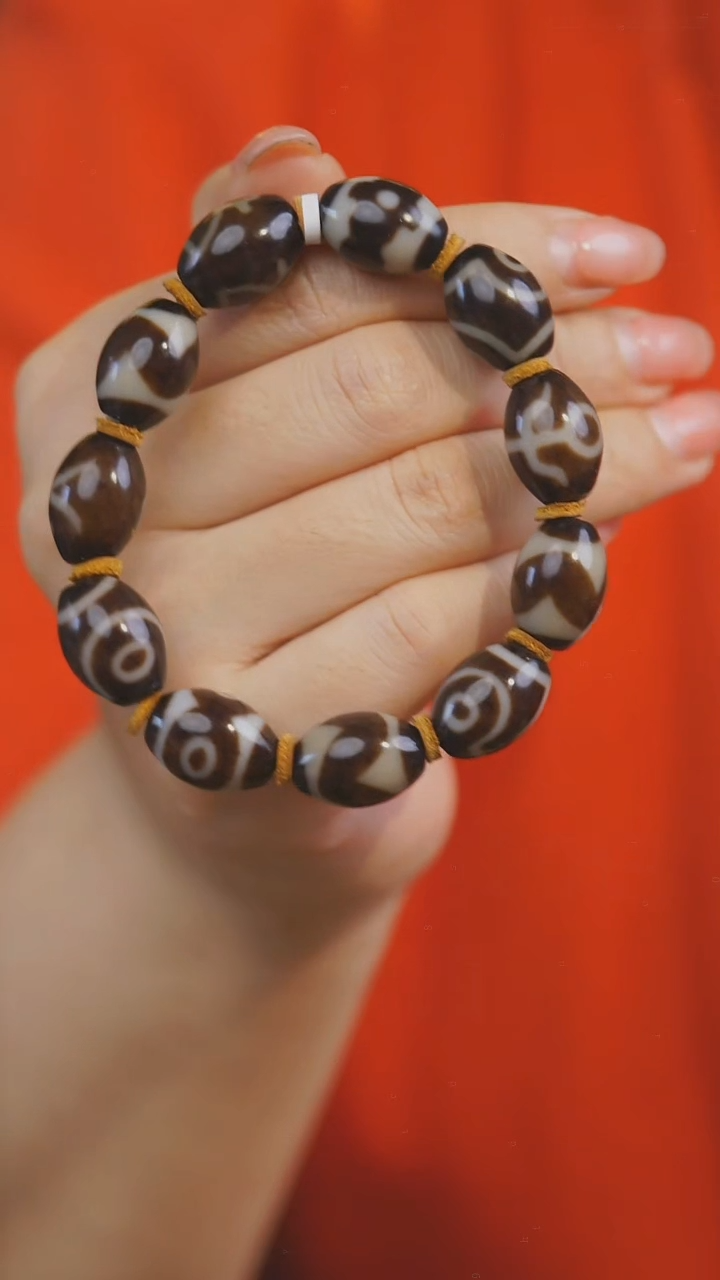 【闪购商品】玛瑙/玉髓手串未镶嵌多样性发其一