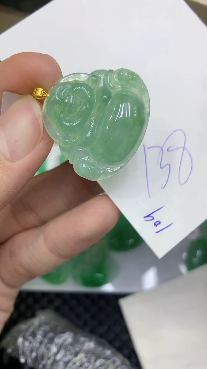 颈饰18K金镶嵌翡翠缅甸A货翡翠