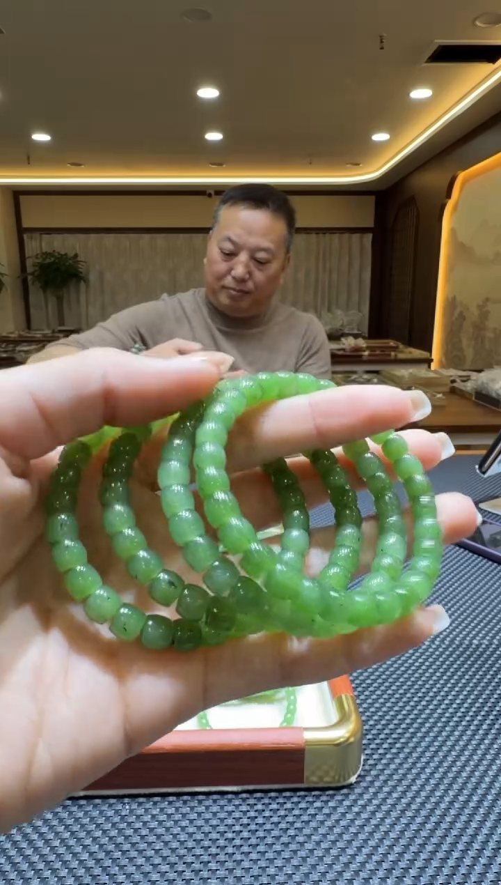 颈饰未镶嵌和田玉手串（多样性发一）