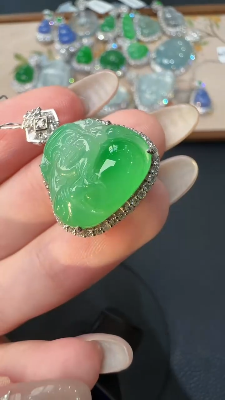 【闪购商品】翡翠吊坠(不含链)18K金镶嵌83