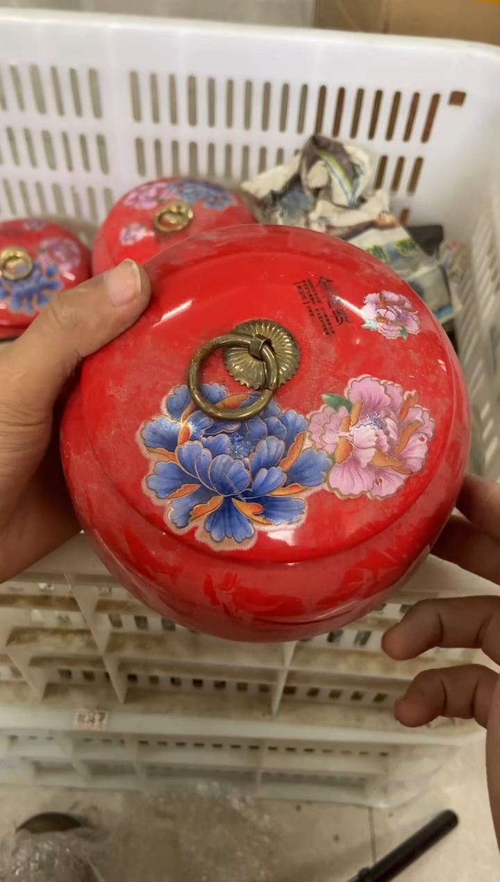 杯无运费险有瑕疵的摄影的产品有使用过的痕迹有点脏介意勿拍