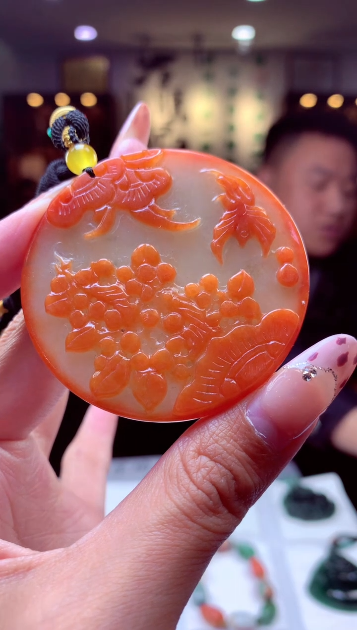 【闪购商品】定制翡翠未镶嵌挂件发货（拍一发一）