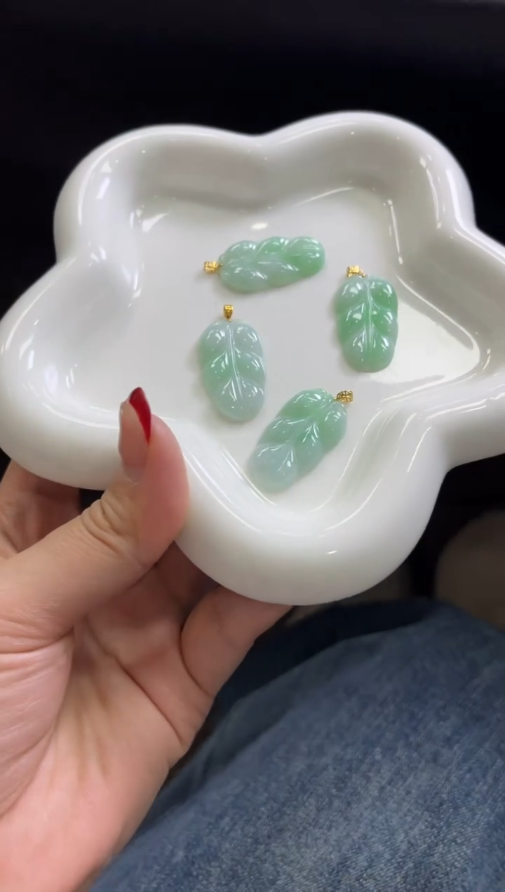 【闪购商品】翡翠颈饰18K金镶嵌A370 /多样性发一件/配绳子