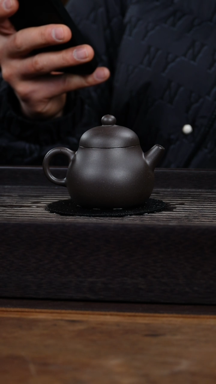 【闪购商品】紫砂茶壶140cc 黑料 粗嘴巨轮梨