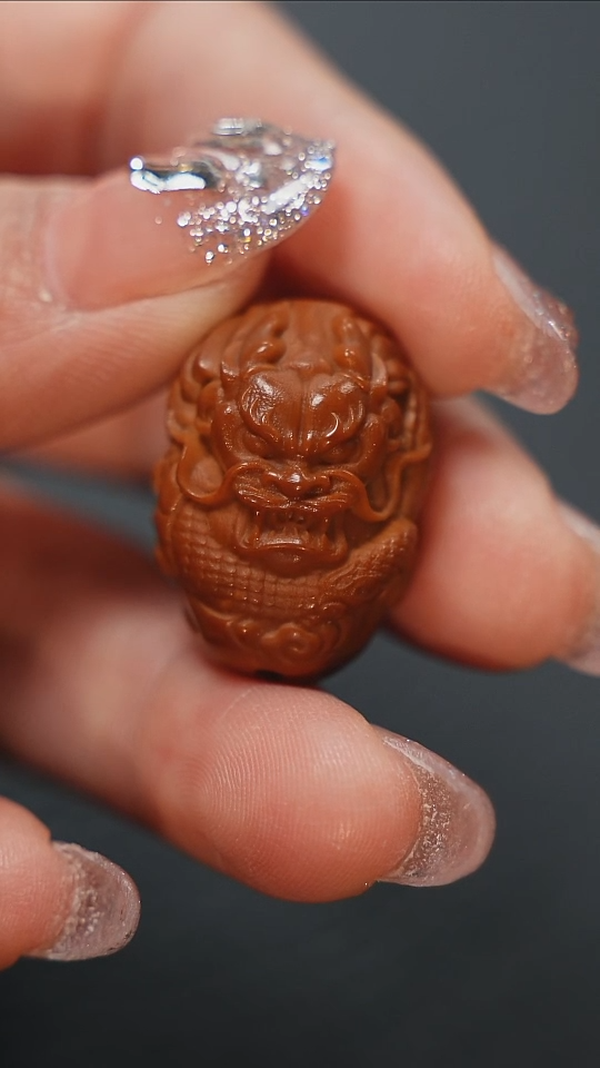 【闪购商品】橄榄核吊坠 梦梦精品核雕
