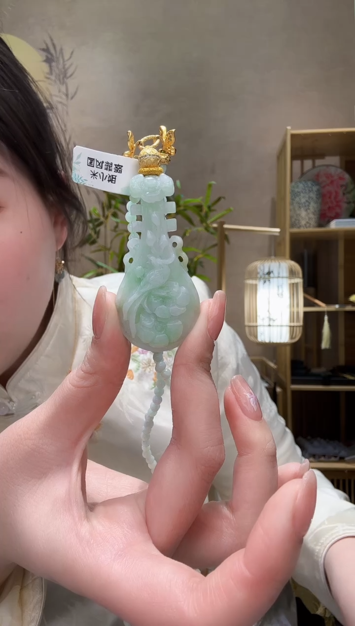 【闪购商品】翡翠颈饰未镶嵌吊坠