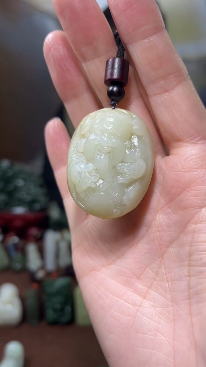 颈饰未镶嵌和田玉`