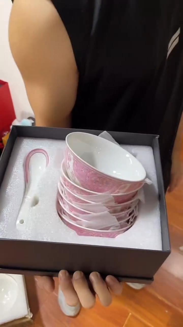 杯鸿辉家品牌瓷器，京东包邮！