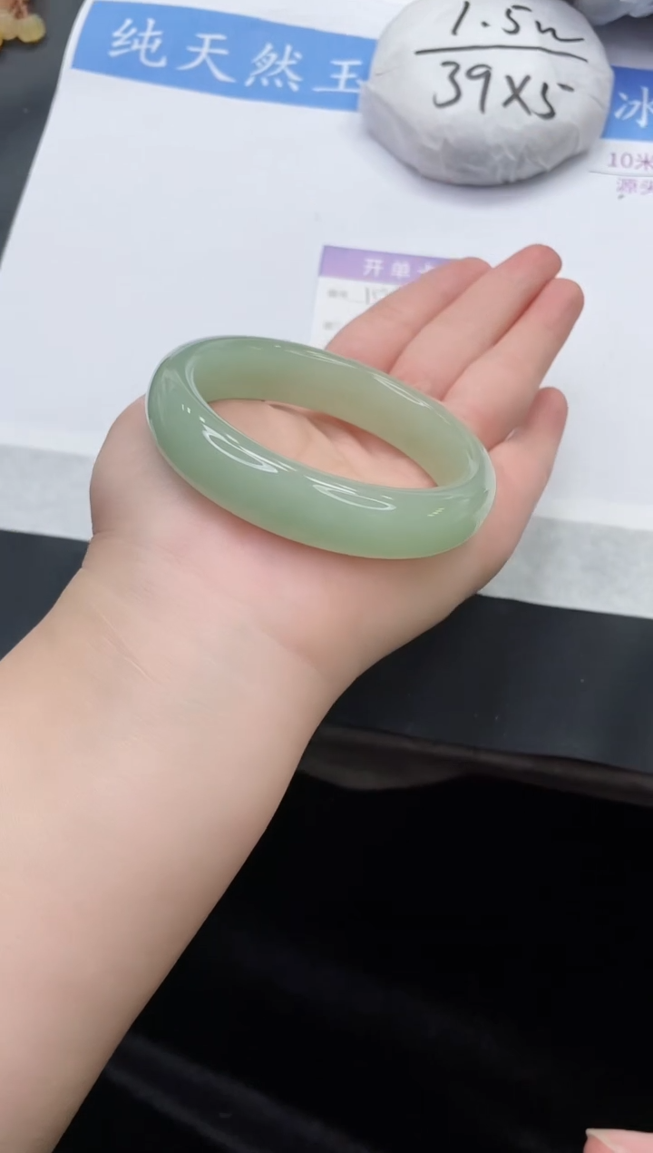 【闪购商品】石英质玉手镯未镶嵌D158-57+