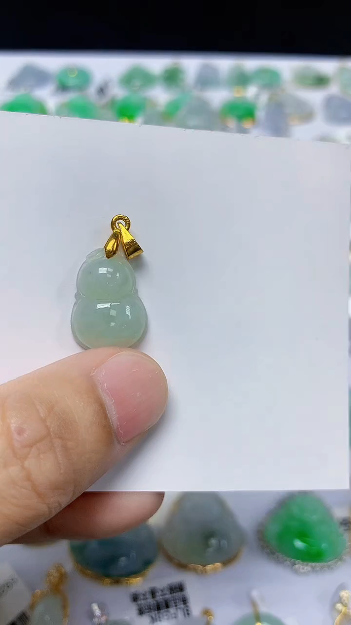 翡翠未镶嵌颈饰天然缅甸翡翠A货