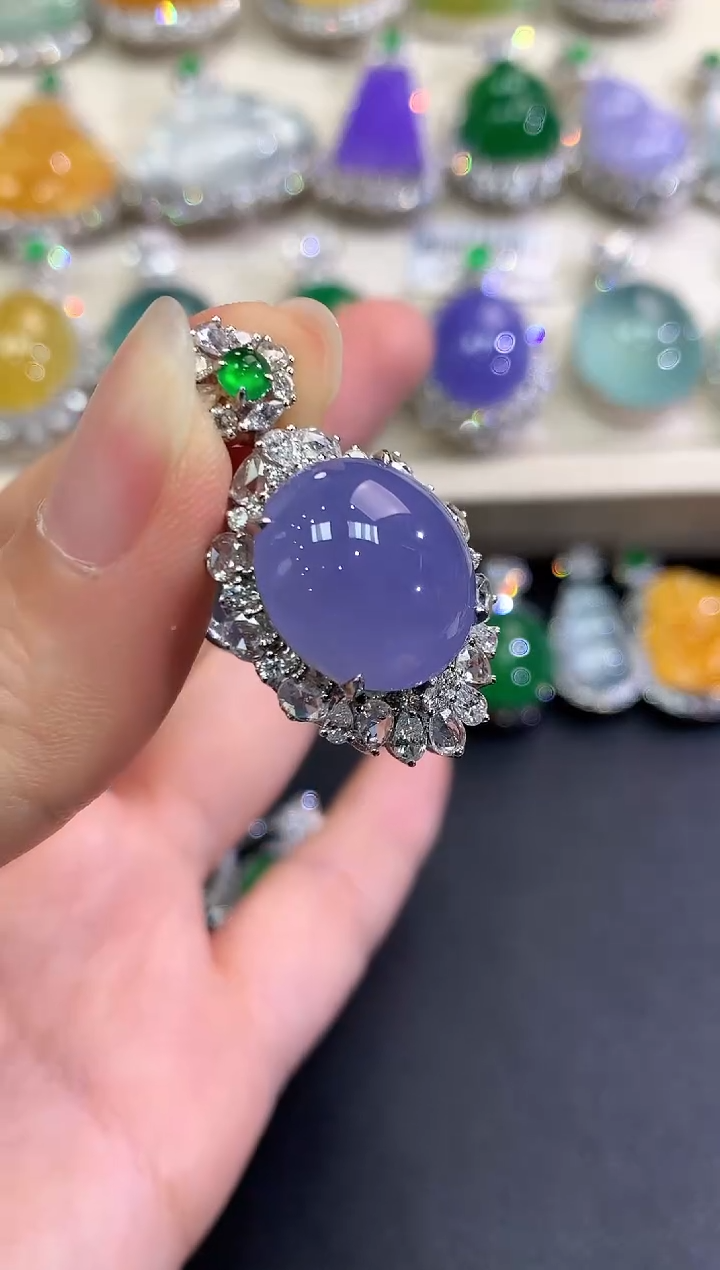 【闪购商品】翡翠颈饰18K金镶嵌D20  紫货有色差 