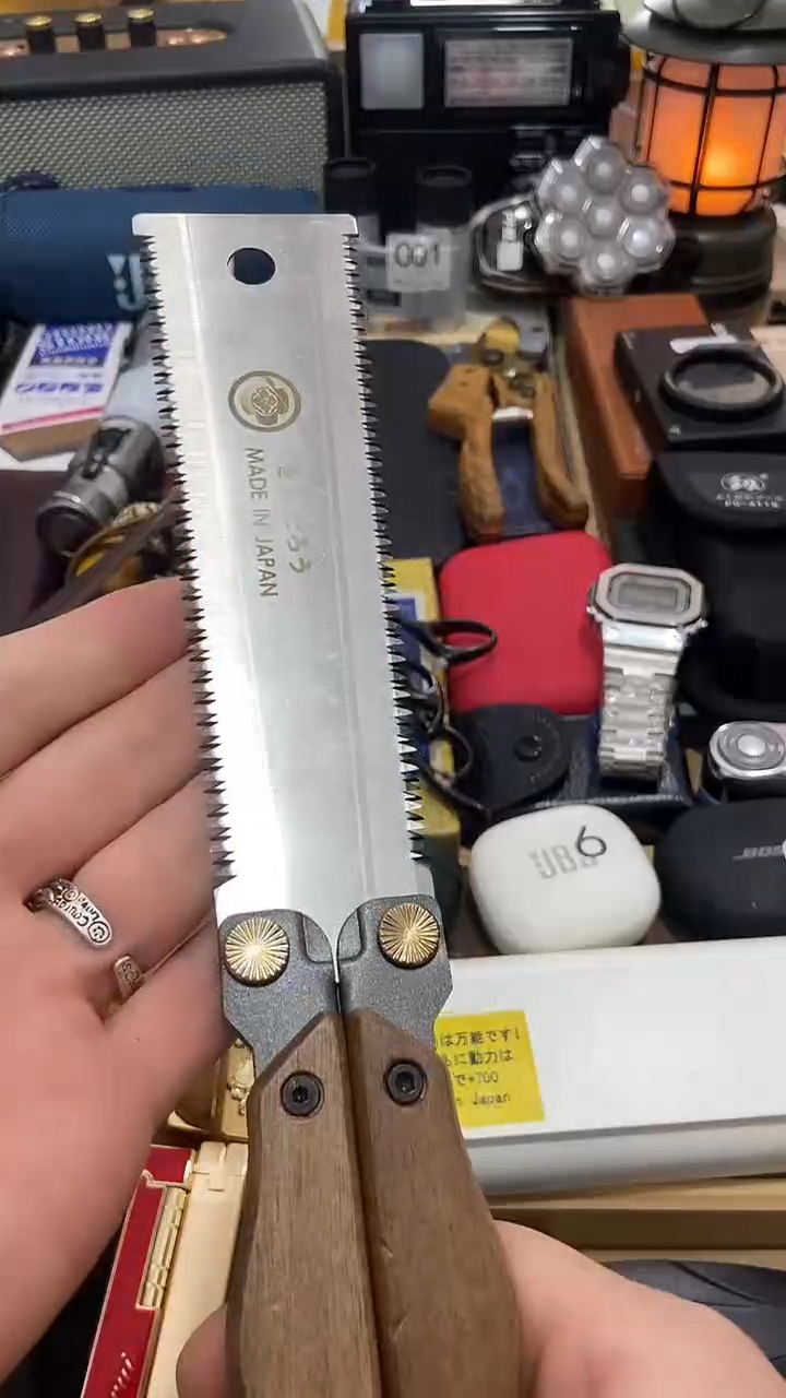 瓷片闪购商品  如图所示