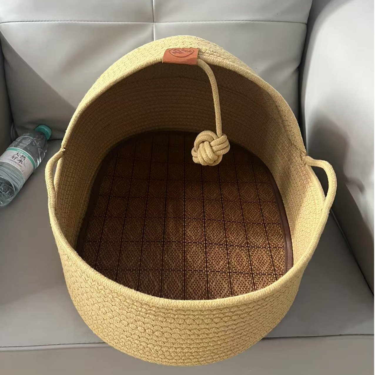 四季通用棉麻藤绳半包式太空舱猫窝耐抓咬夏季可水洗猫沙发狗床