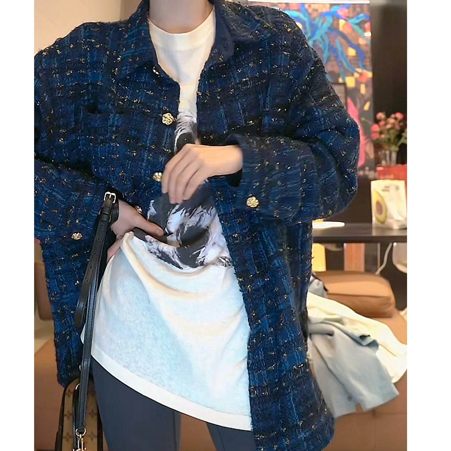 正肩显瘦长款时尚舒适洋气薄款长袖打底T恤2025春款小狗印花上衣