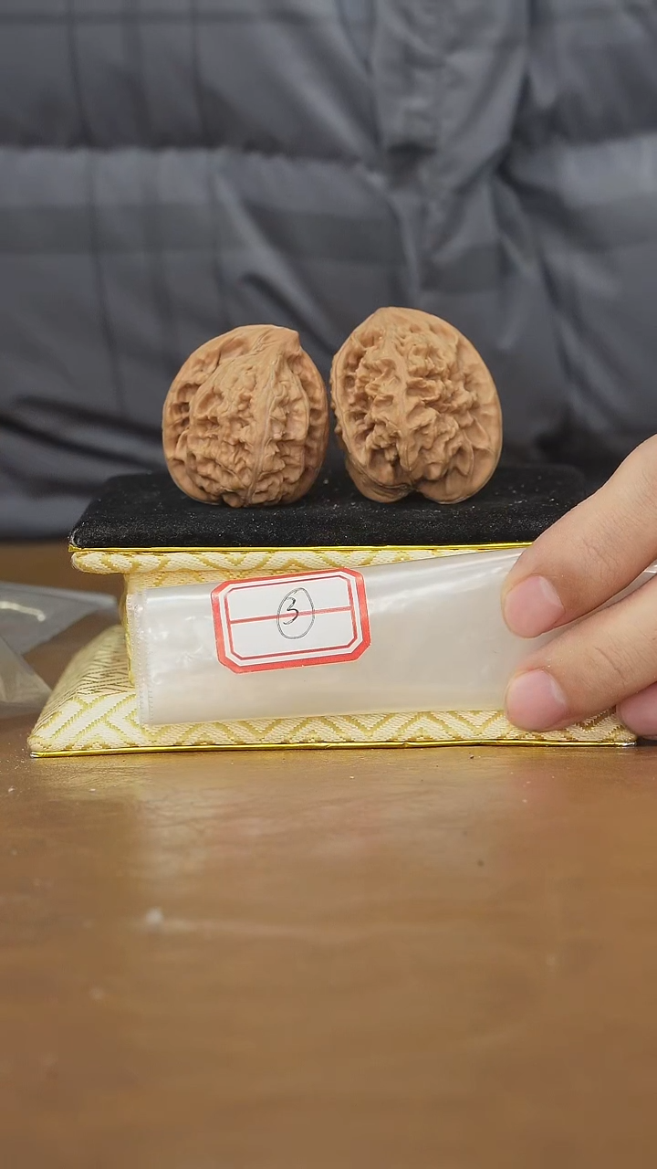 把件文玩核桃马蹄异形