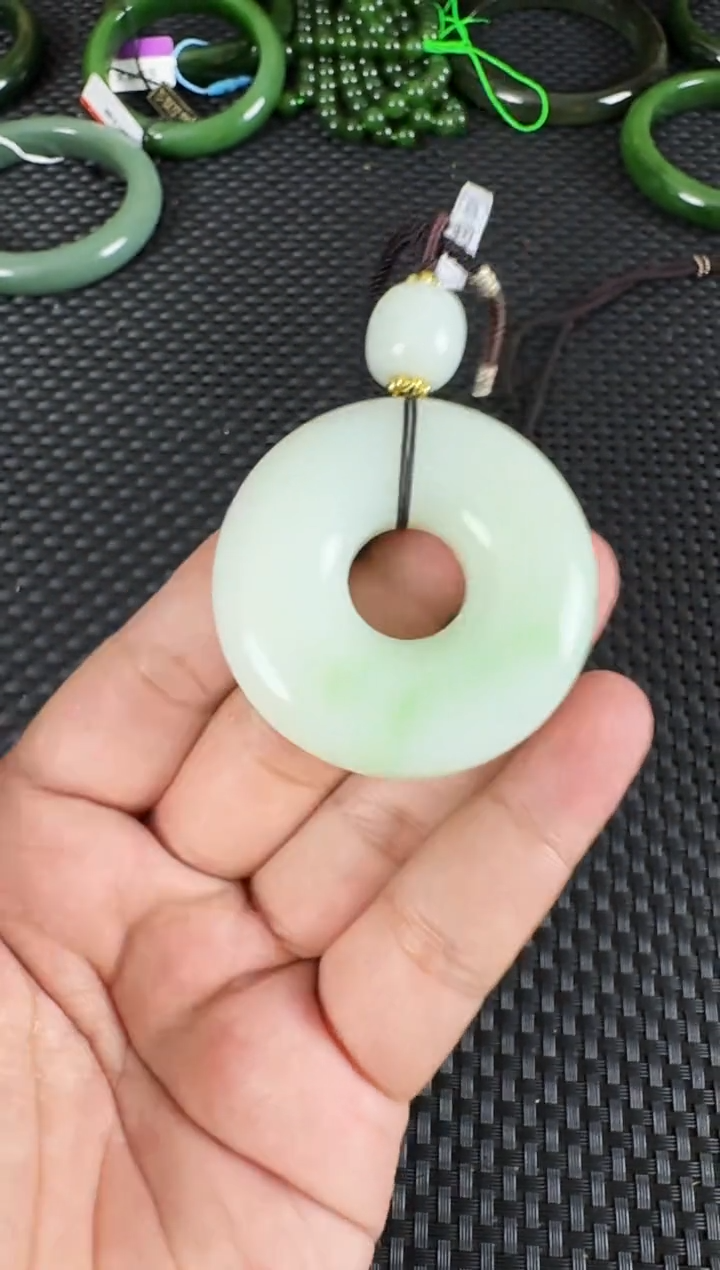 【闪购商品】和田玉未镶嵌吊坠约50MM翠青