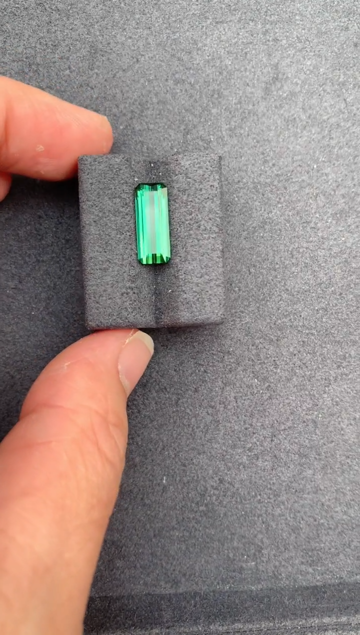 【闪购商品】碧玺裸石未镶嵌3ct绿碧玺