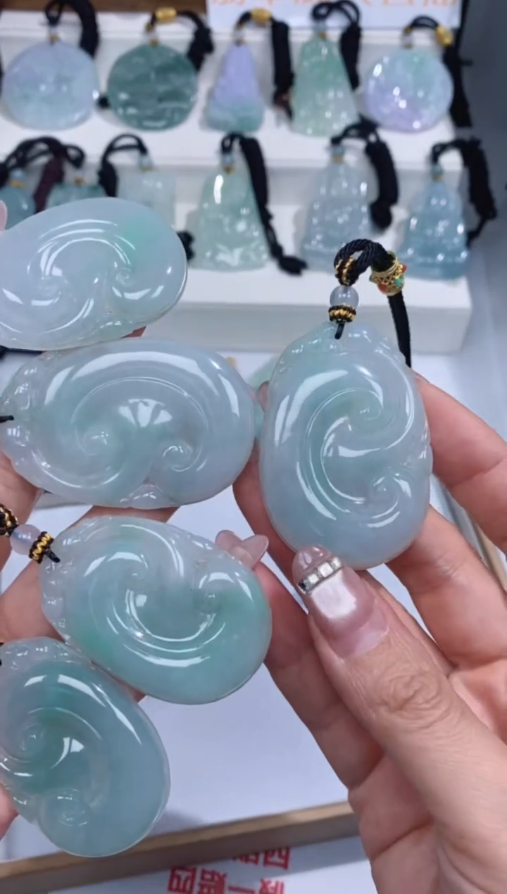 颈饰未镶嵌翡翠吊坠团购多样性发一件