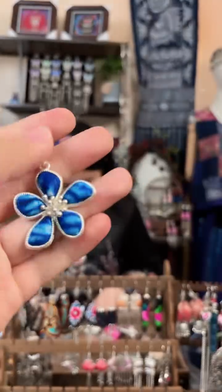 织绣初***笑民族风非遗老绣饰品100