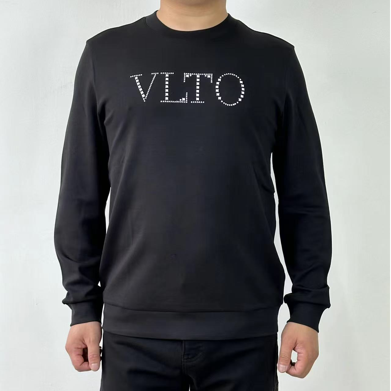 VENA TENO男士长袖字母logo刺绣长袖卫衣时尚圆领休闲黑白色经典