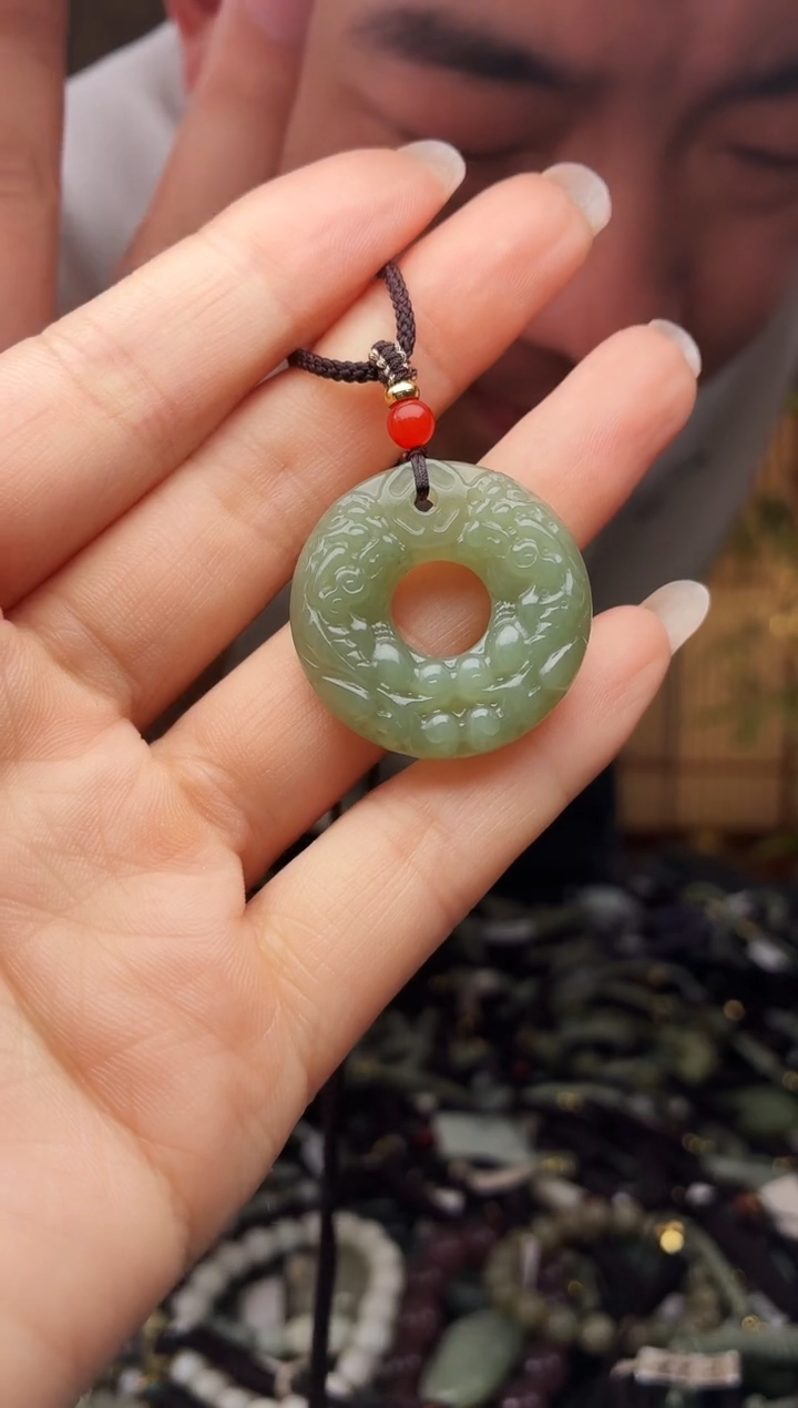 颈饰未镶嵌和田玉多样性发货，拍一发一