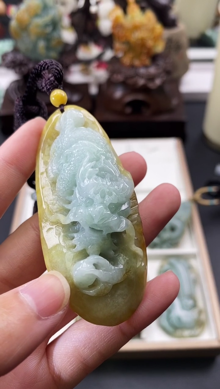 颈饰未镶嵌翡翠天然缅甸A货翡翠