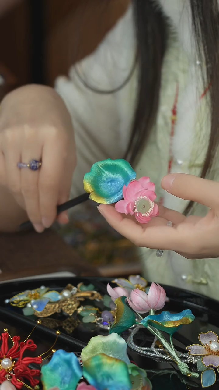 刺绣闪购纯手工非遗国风饰品