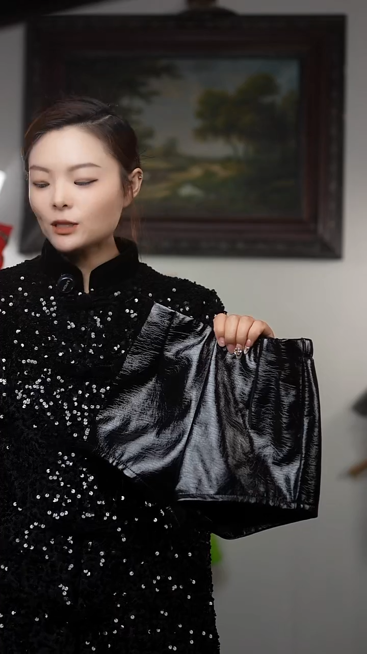 晴****）150码艺桐轩儿童潮服