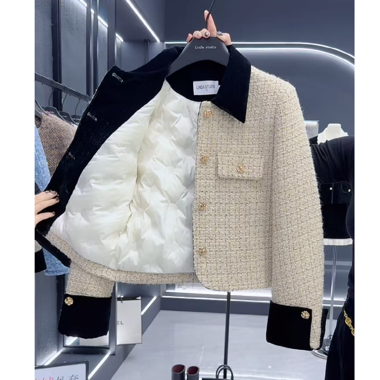 【当天发+运费险】高级感小香风短款外套秋冬气质设计感外搭RO527