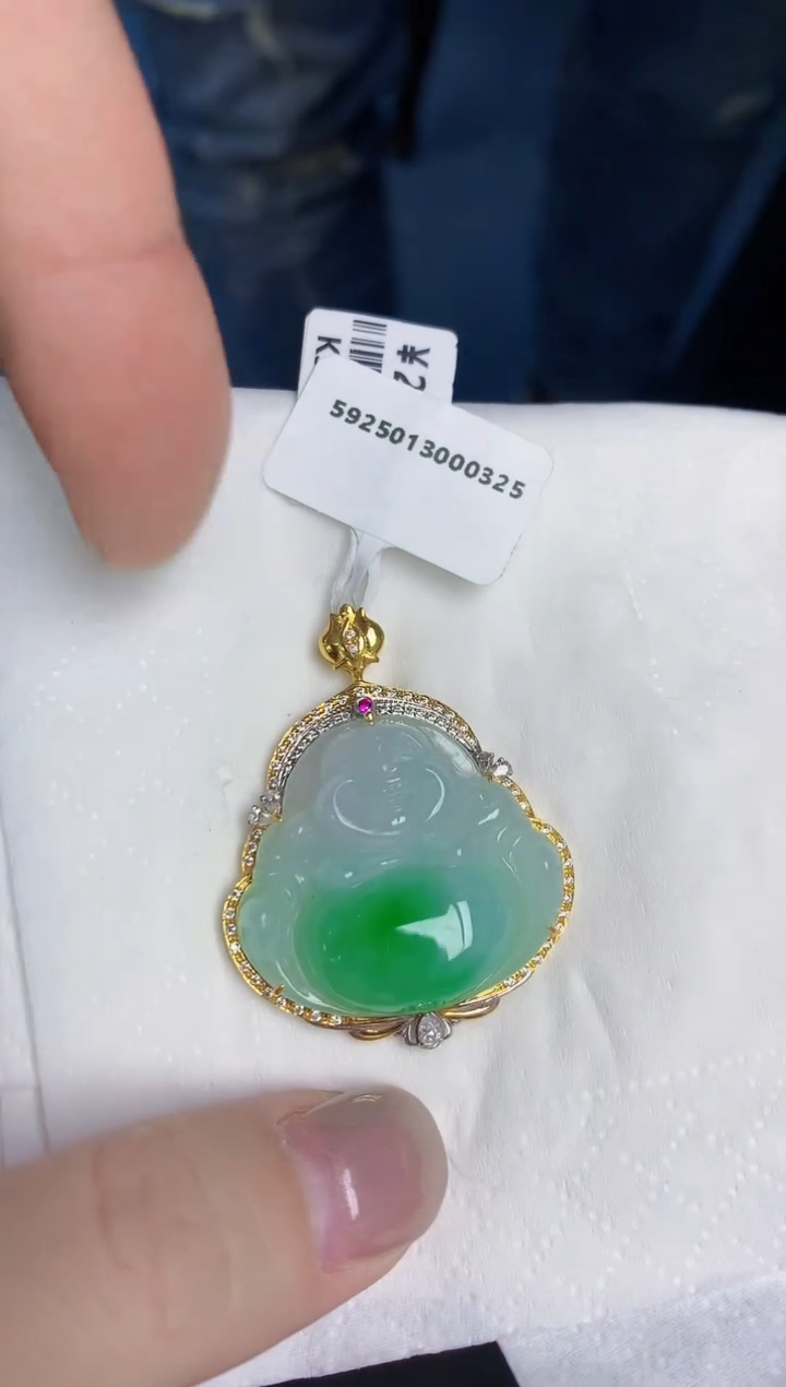 【闪购商品】翡翠颈饰18K金镶嵌天然翡翠A货
