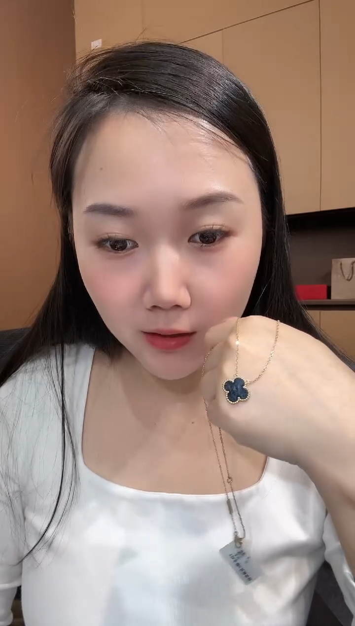 【闪购商品】玛瑙/玉髓套链18K金镶嵌黑色k黄，四叶草套链GHJ25版