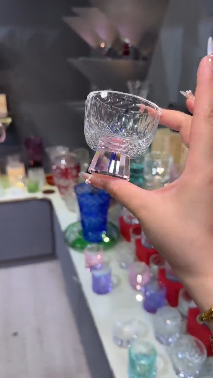 直播间闪烁买一送一粉色