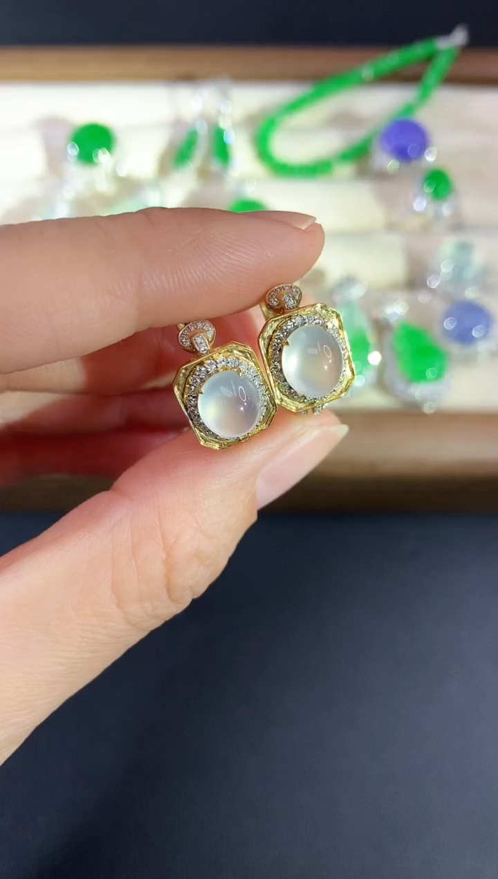 18K金镶嵌翡翠耳饰115|13800