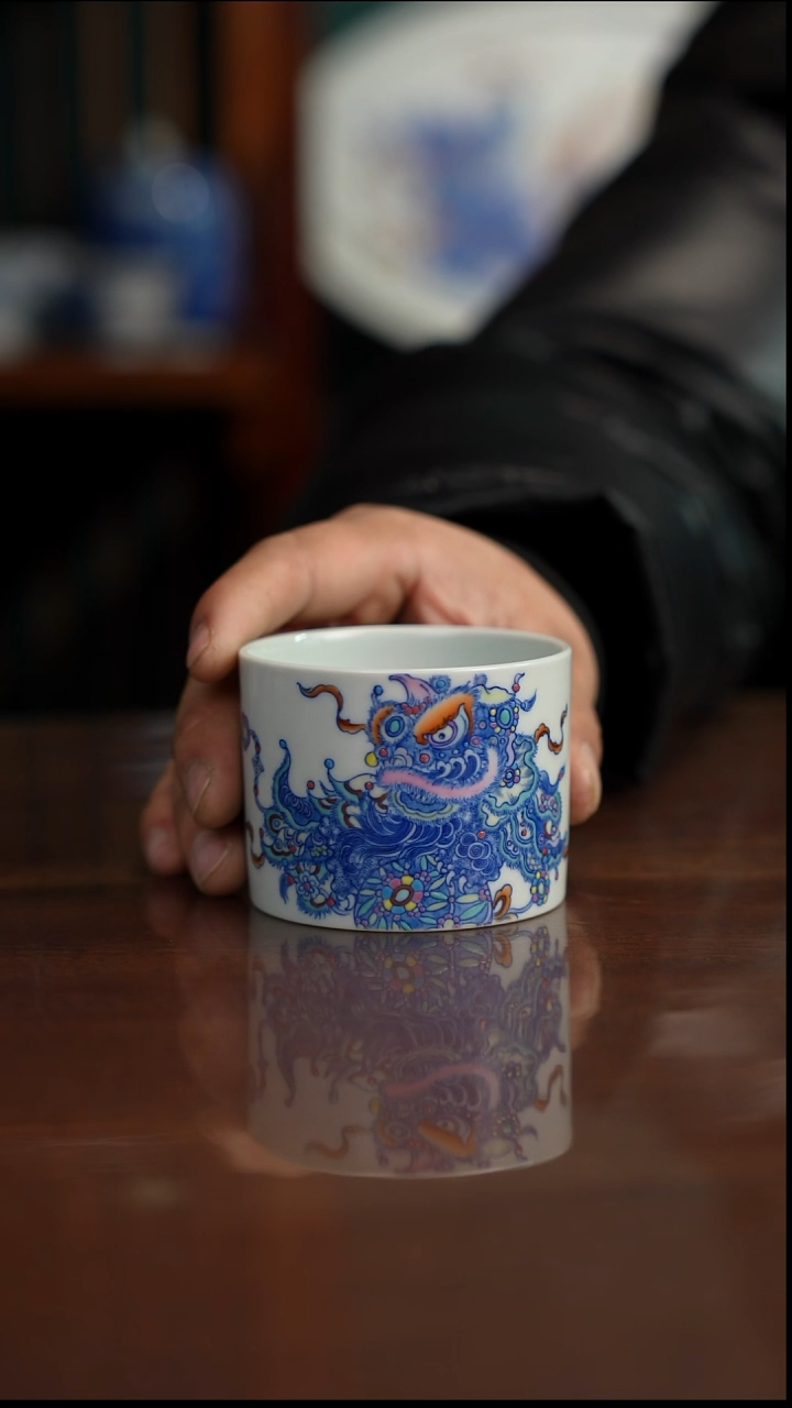 空山明月斗彩醒狮