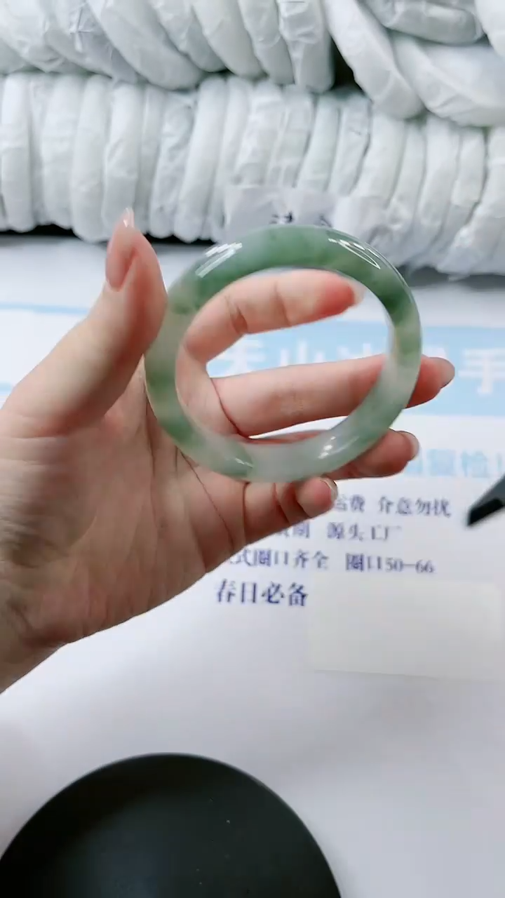 【闪购商品】石英质玉手镯未镶嵌多样性发货L325
