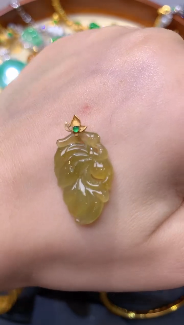 吊坠(不含链)18K金镶嵌翡翠17蝴蝶仙子