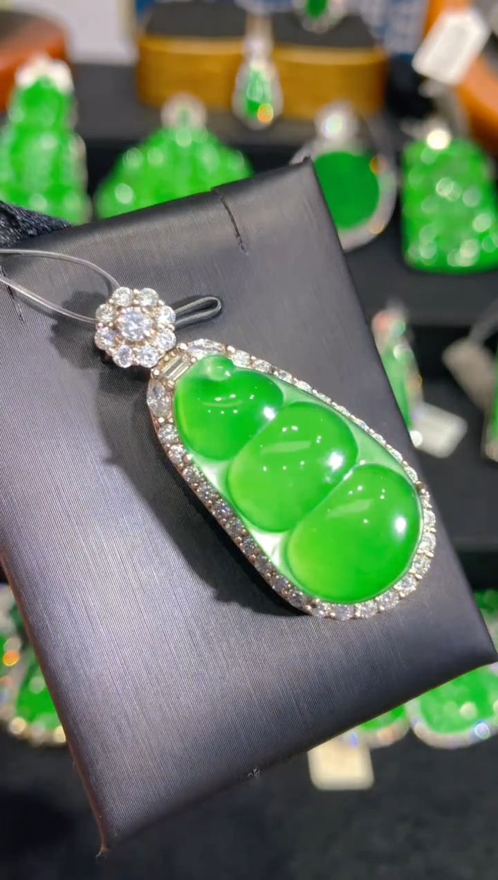 【闪购商品】翡翠颈饰银S925镶嵌一季