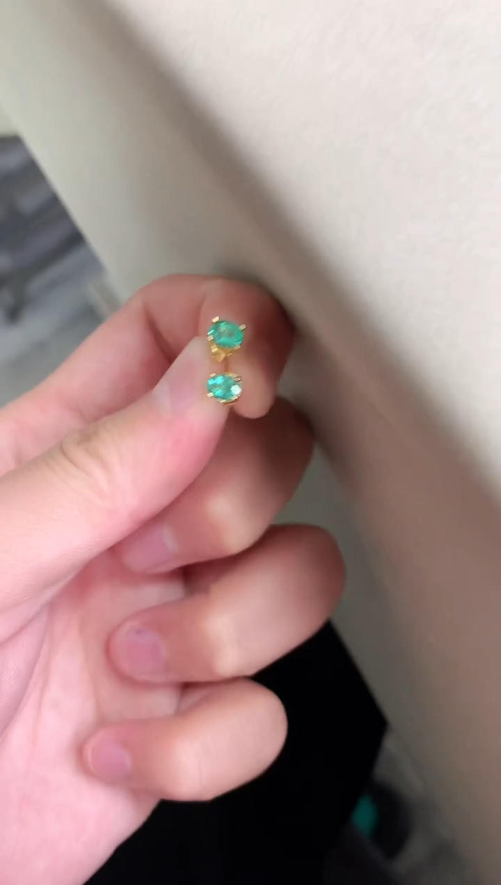 【闪购商品】祖母绿耳饰银S925镶嵌耳饰