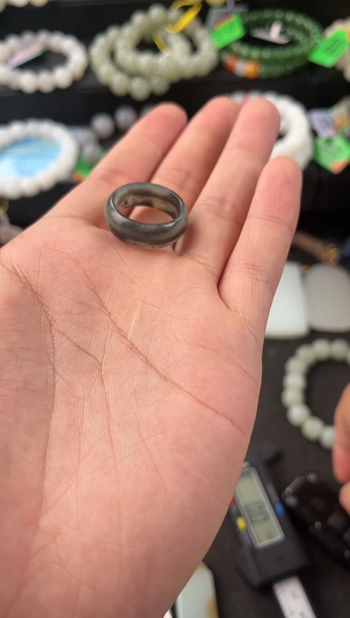 【闪购商品】和田玉戒圈未镶嵌且末青花戒圈微色差