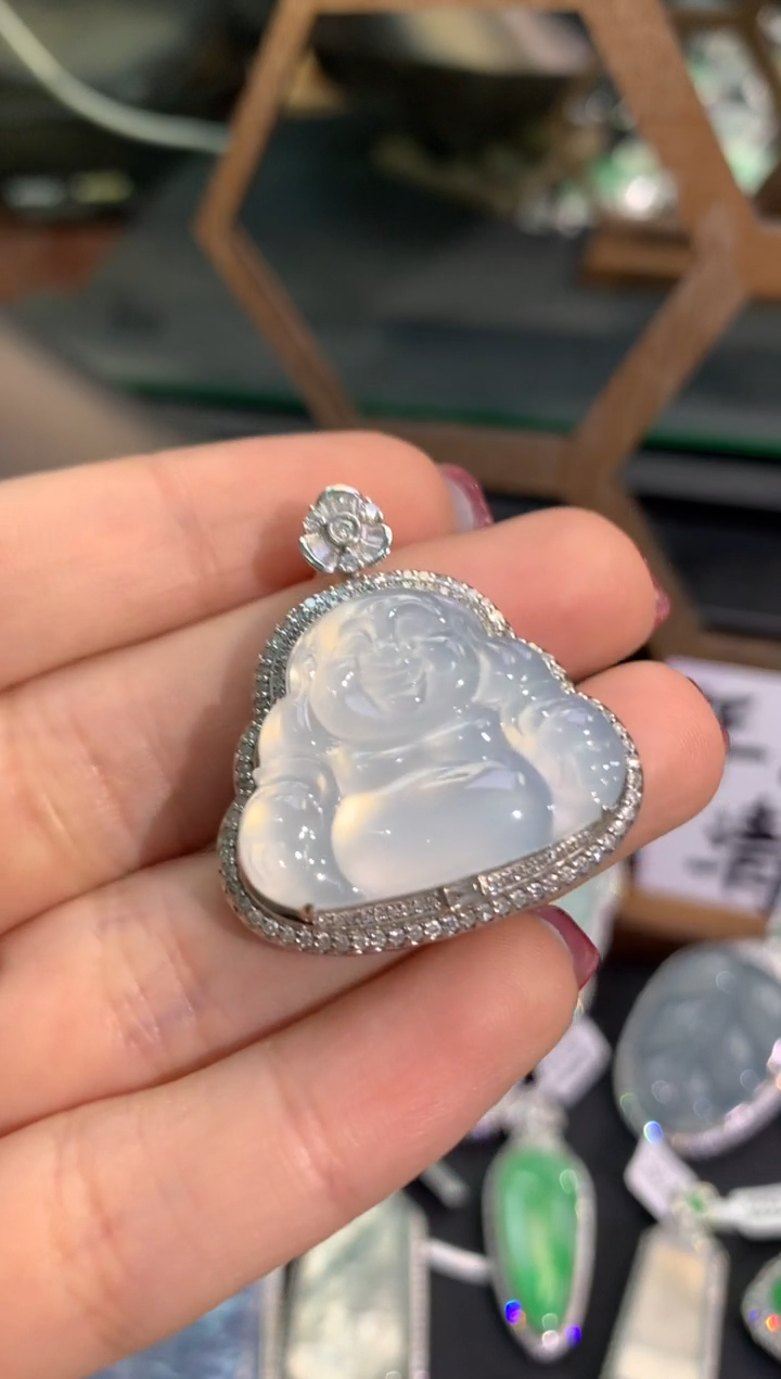 【闪购商品】翡翠吊坠(不含链)18K金镶嵌吊坠