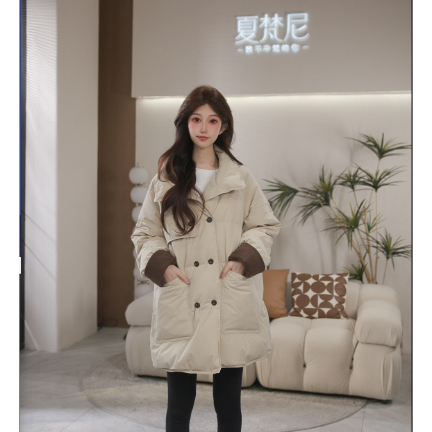 夏梵尼温暖时刻2025年冬季新款立领双排扣中长款羽绒服