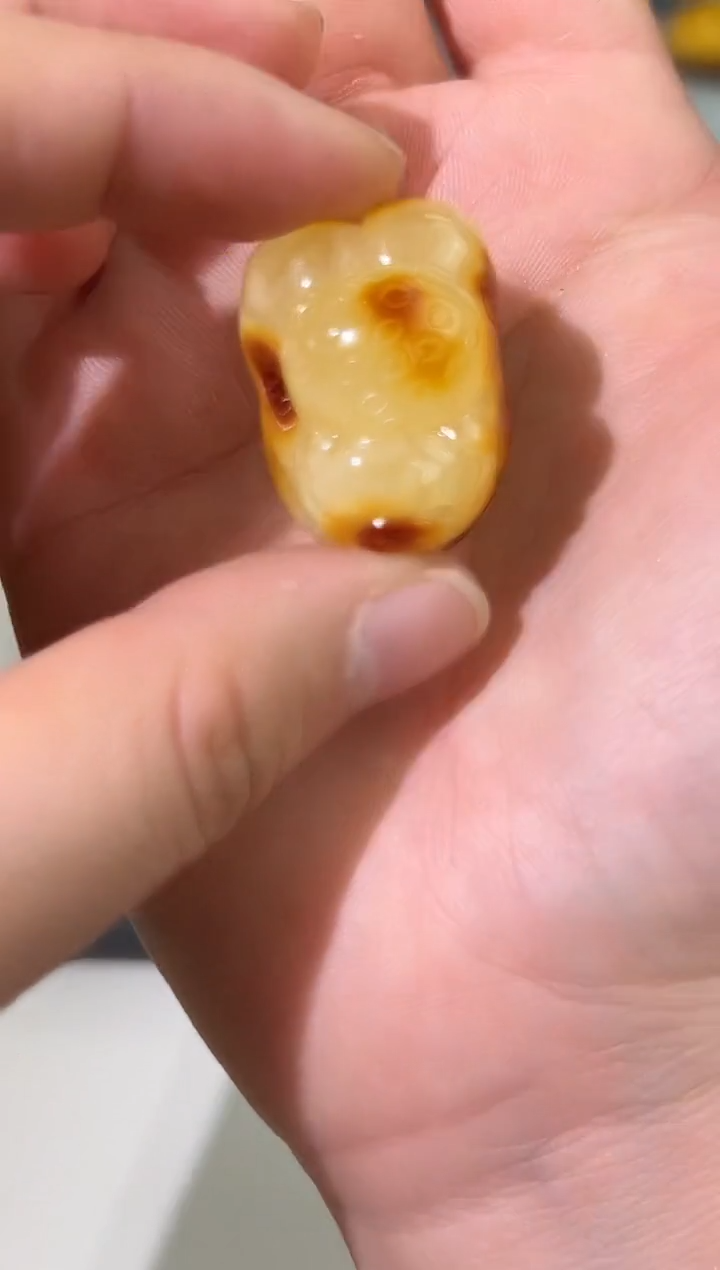 裸石琥珀未镶嵌琥珀蜜蜡吊坠